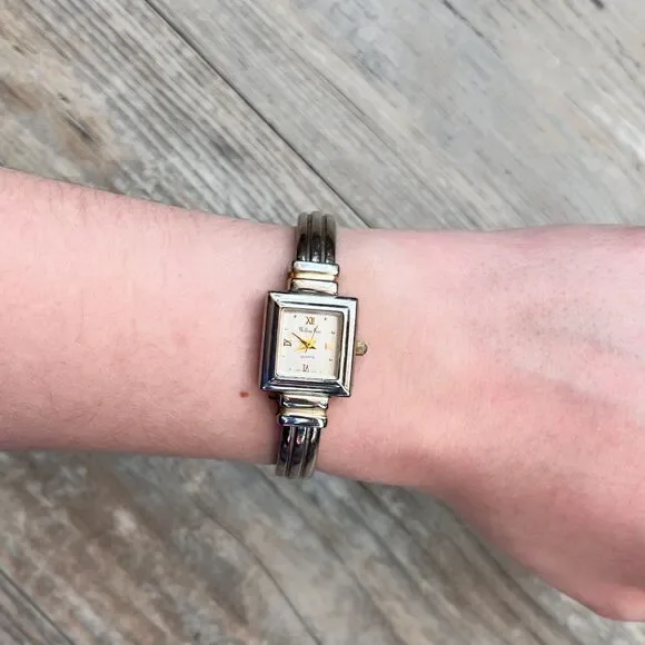 Willow Bay Two Tone Square Watch Roman Dial Bracelet Petite Hinge Antique Vtg - Picture 4 of 8